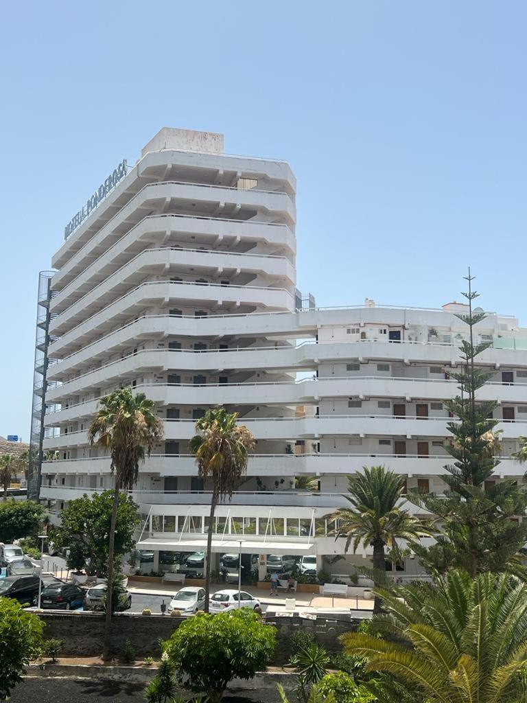 The White Waves Tf Holiday Apartment Las Americas ปลายา ฟัญญาเบ ภายนอก รูปภาพ