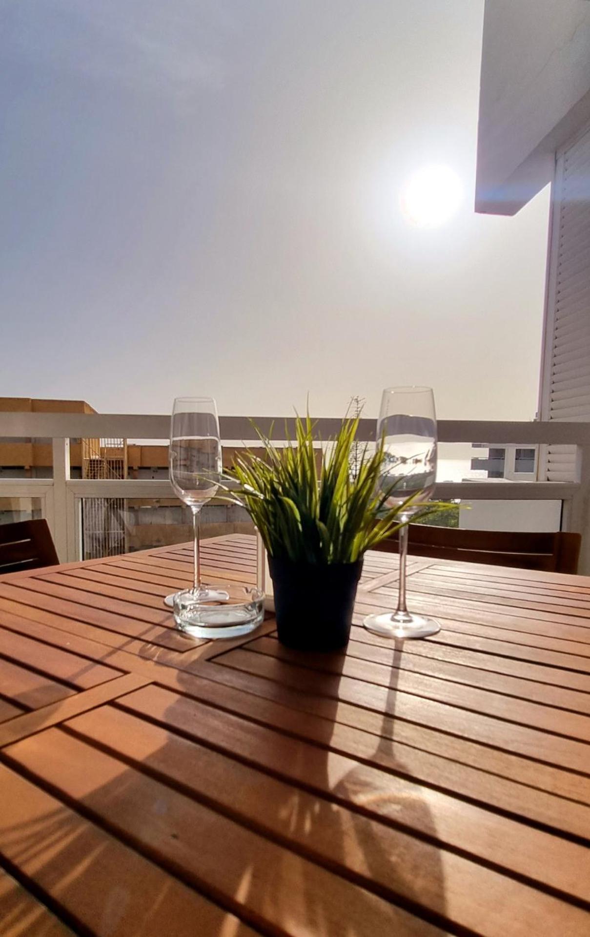 The White Waves Tf Holiday Apartment Las Americas ปลายา ฟัญญาเบ ภายนอก รูปภาพ